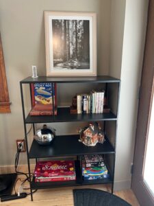 East Side - Livingroom Bookcase